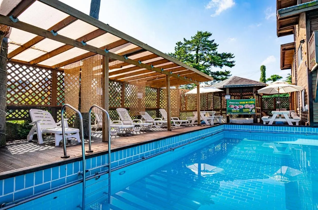 Dyne Resort Jeju 3*,